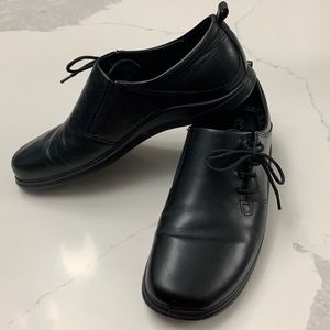 ECCO Women shoes, black leather,size 10(euro41)